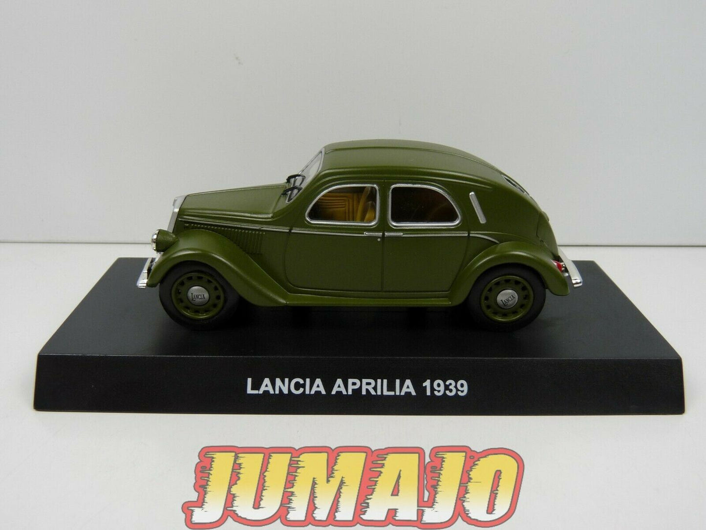 IT89 voiture 1/43 DeAGOSTINI CARABINIERI : LANCIA APRILIA 55 1939