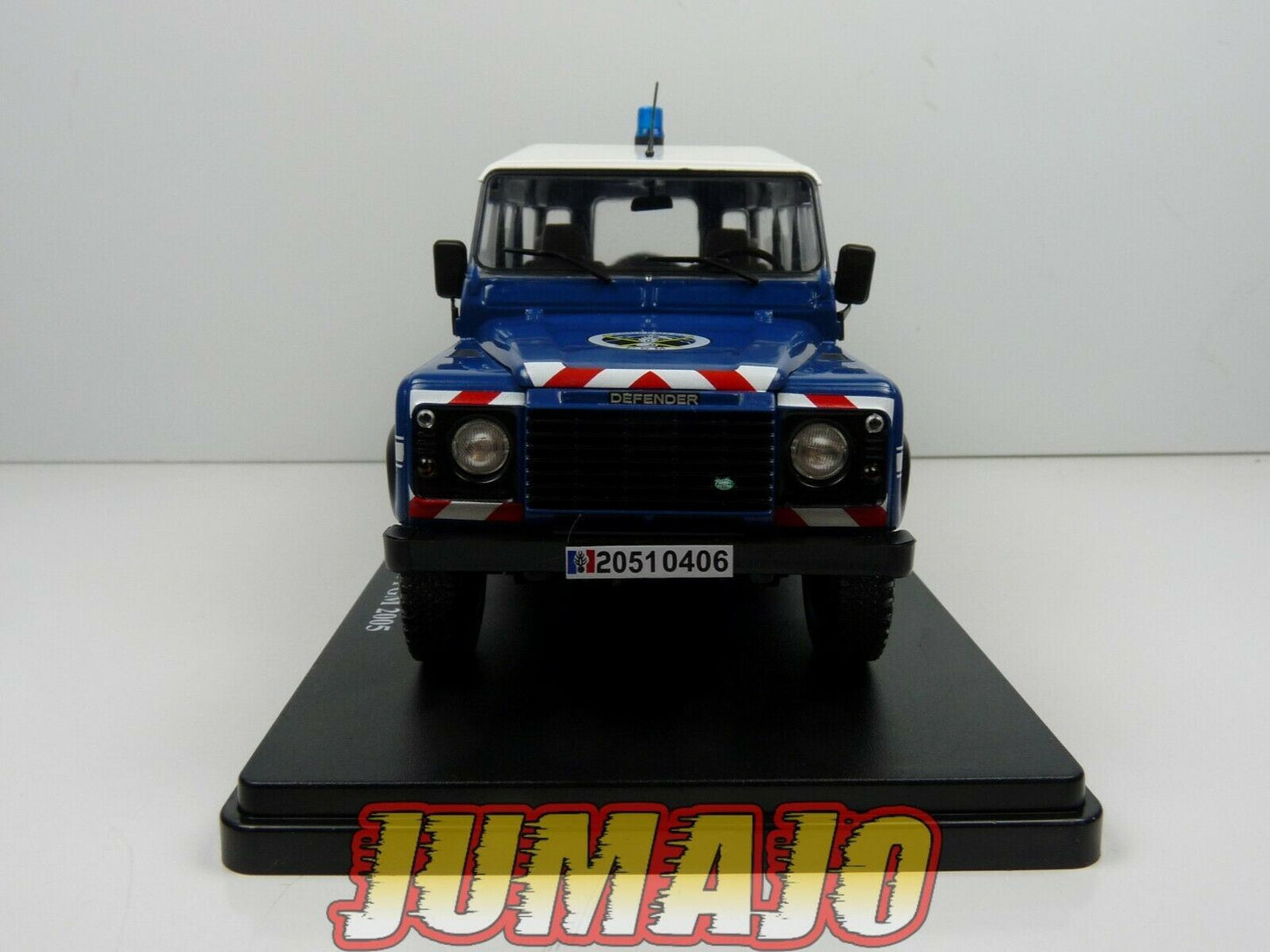 TES7 Voiture 1/24 Hachette Test GENDARMERIE LAND ROVER Defender 110 PGM 2005
