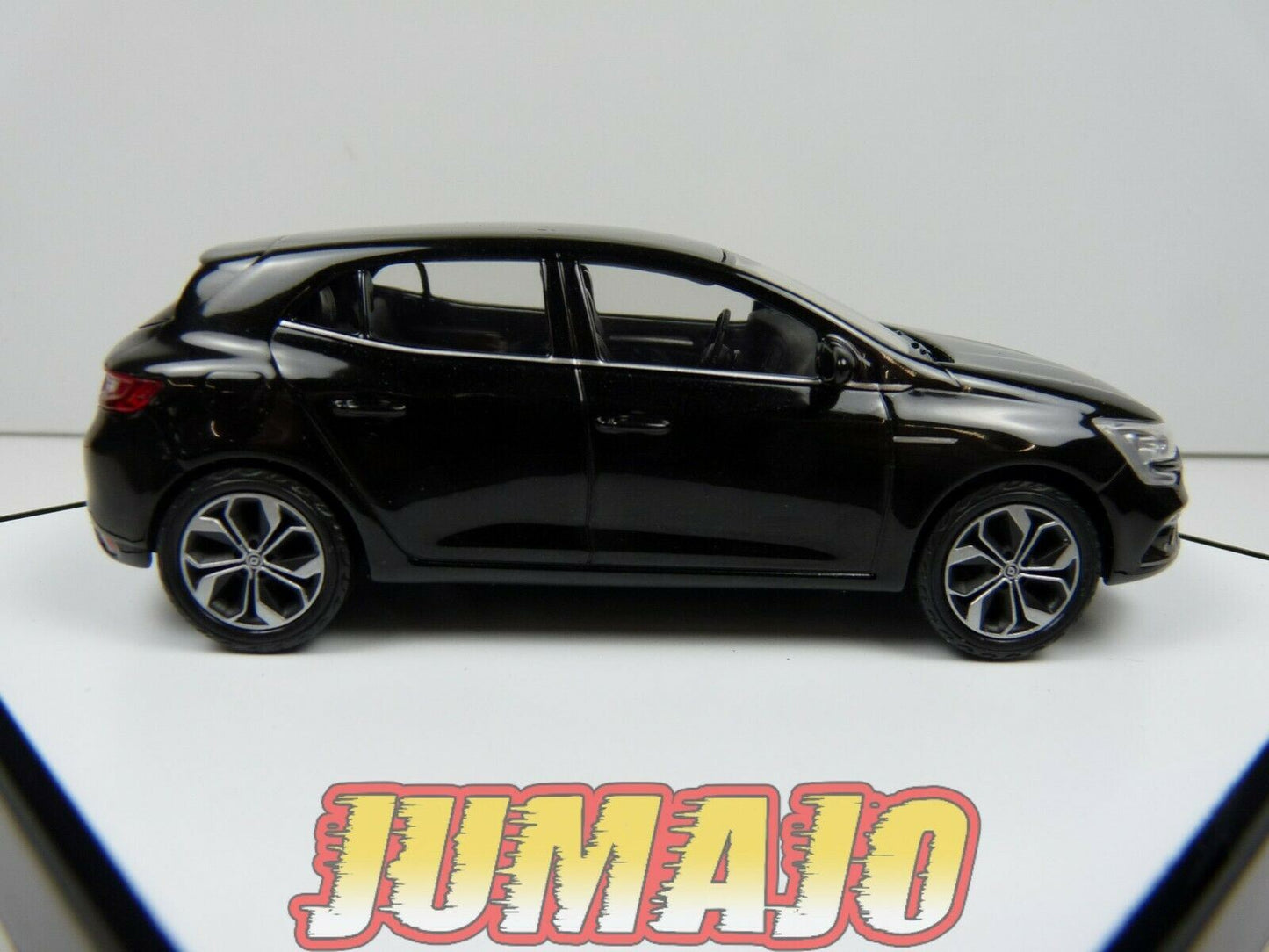REN23 Voiture 1/43 NOREV Dealer Pack : RENAULT Megane IV 2015 5 portes