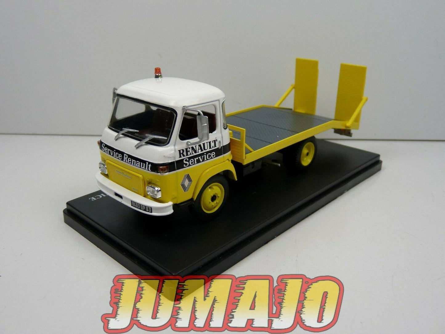 Diorama 1/43 SAVIEM SG4 Plateau + Renault FUEGO GTA Max R 4 Fourgonnette Service