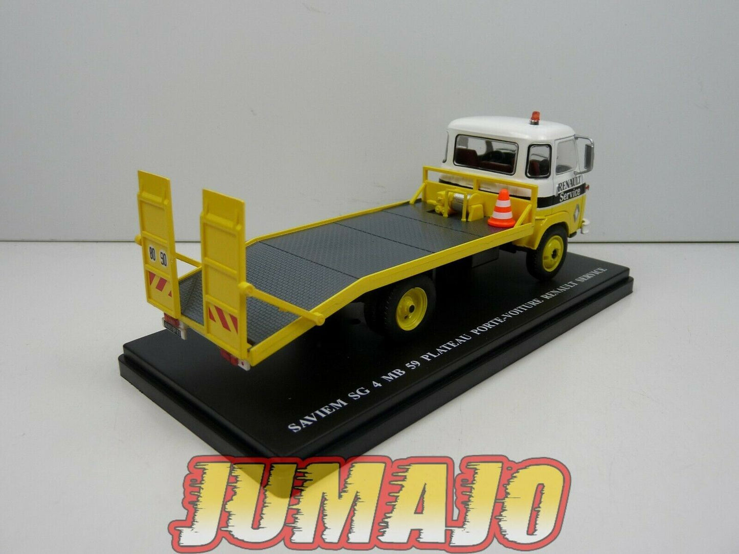 Diorama 1/43 SAVIEM SG4 Plateau + Renault FUEGO GTA Max R 4 Fourgonnette Service