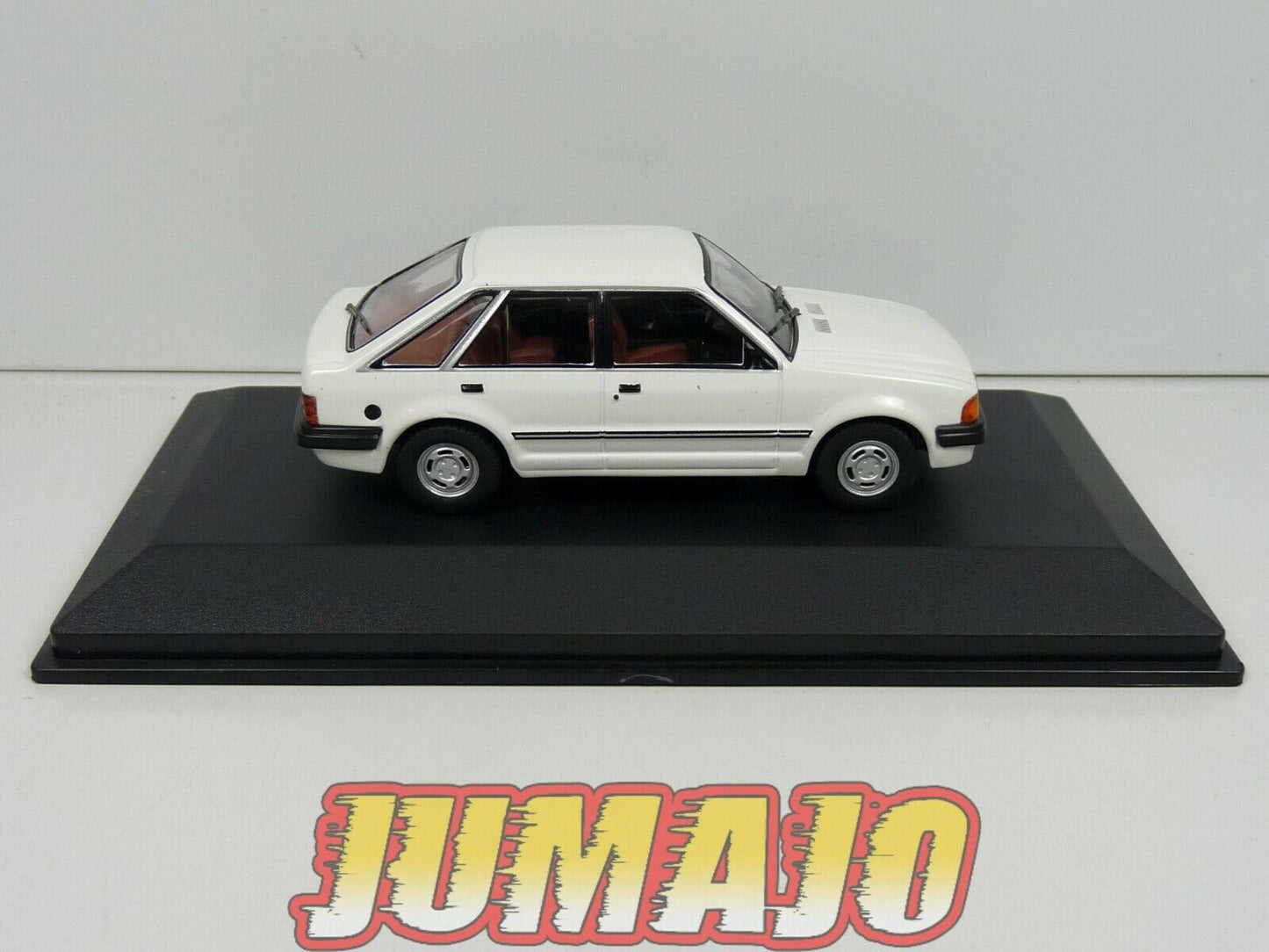 HAC25 1/43 NOREV Hachettes GRECE : FORD ESCORT GL 1982 blanche