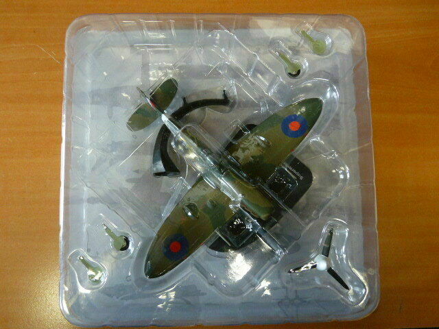 AV20 AVION militaire 1/72 hachette : Supermarine SPITFIRE Mk.Vb
