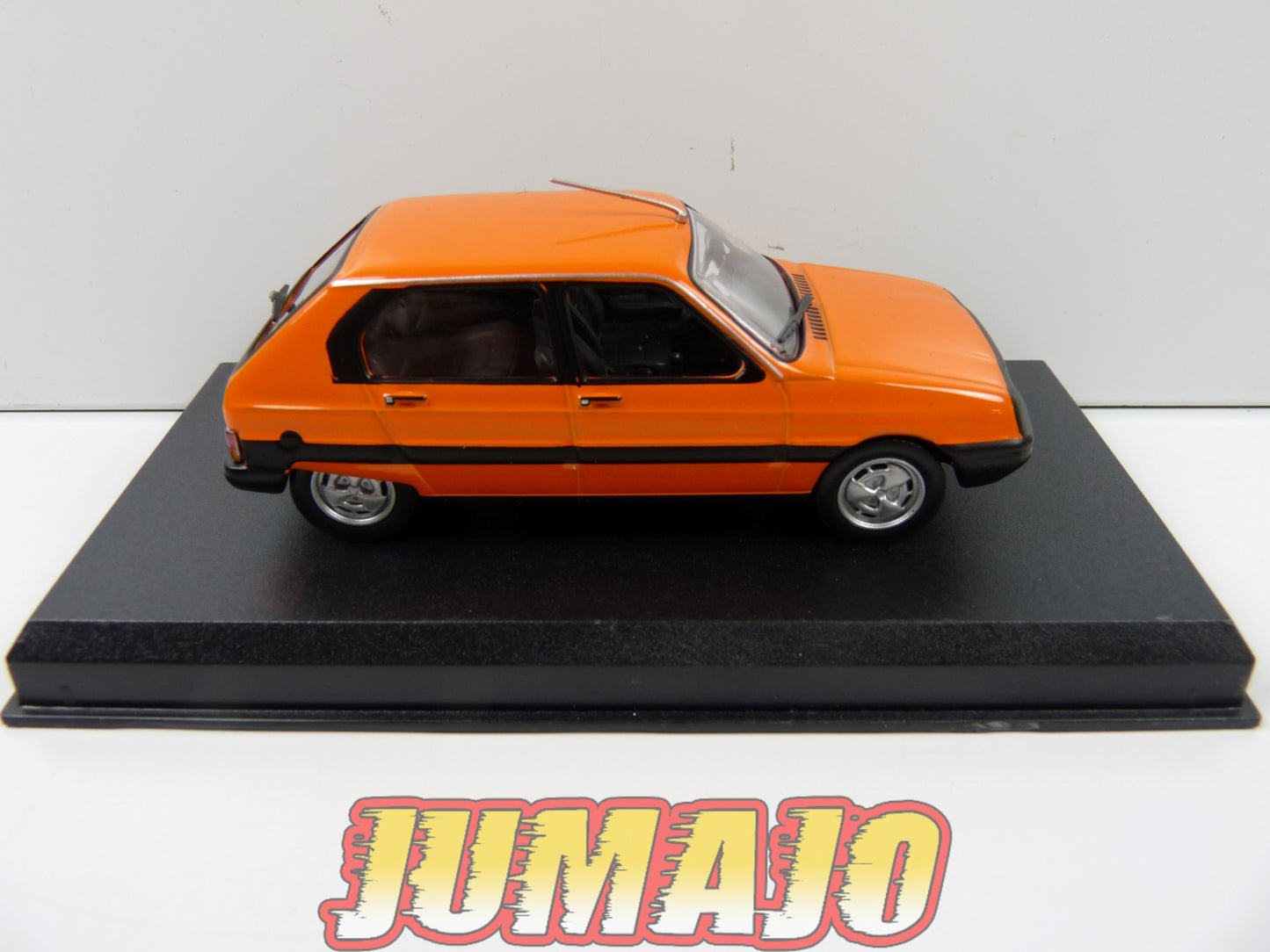 AP113 voiture 1/43 AUTO PLUS IXO : CITROEN Visa 1981