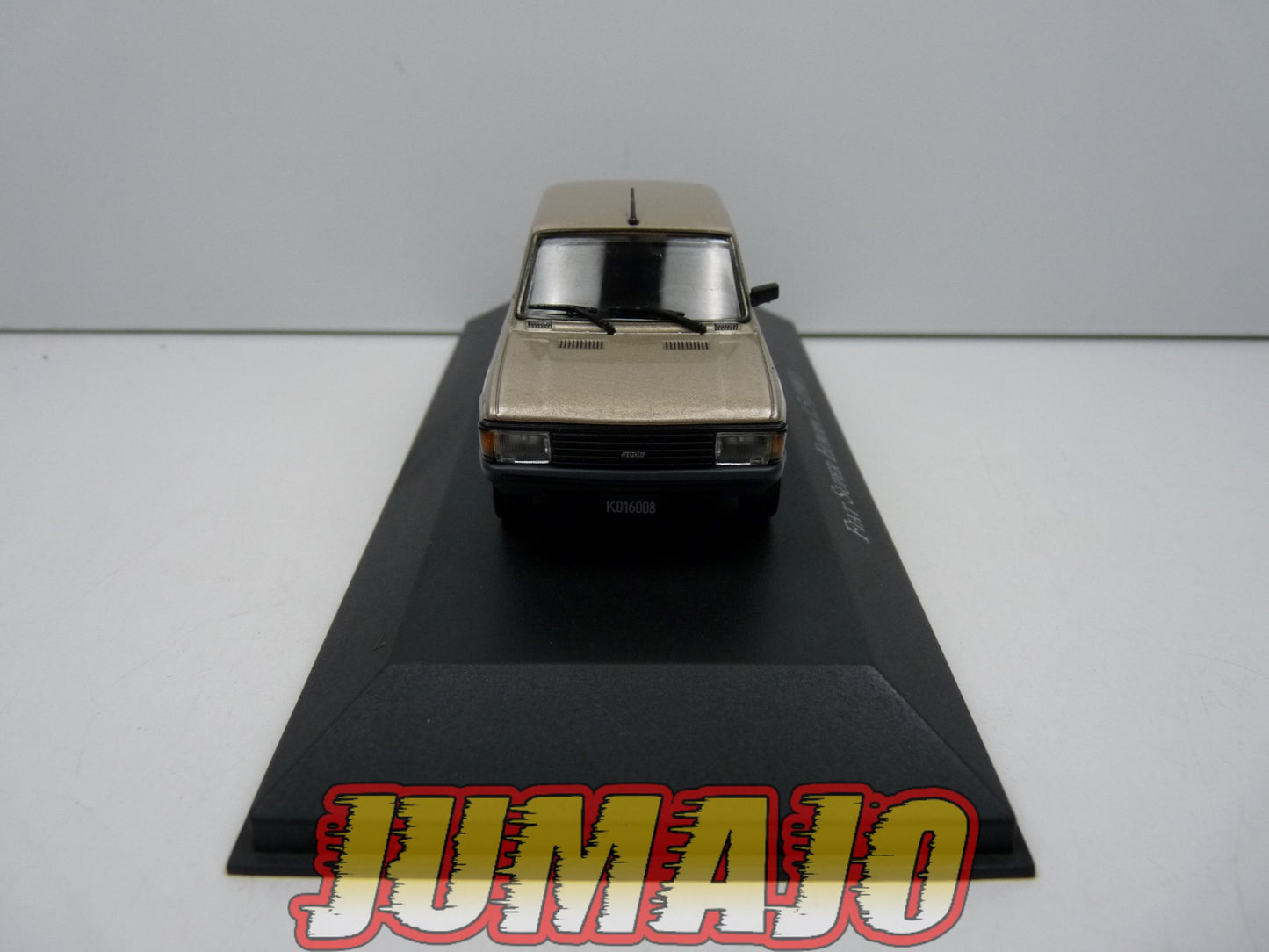 AQV22 Voiture 1/43 SALVAT Inolvidables 80/90 : FIAT Super Europa 1.5 1983