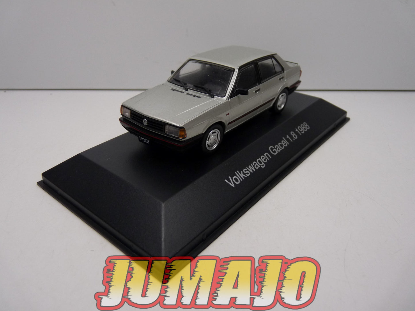 AQV25 Voiture 1/43 SALVAT Inolvidables 80/90 : VOLKSWAGEN Gacel 1.8 1988
