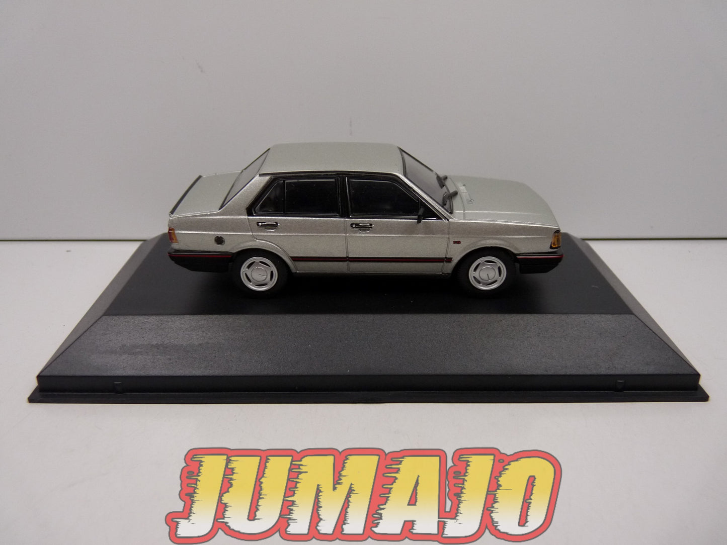 AQV25 Voiture 1/43 SALVAT Inolvidables 80/90 : VOLKSWAGEN Gacel 1.8 1988