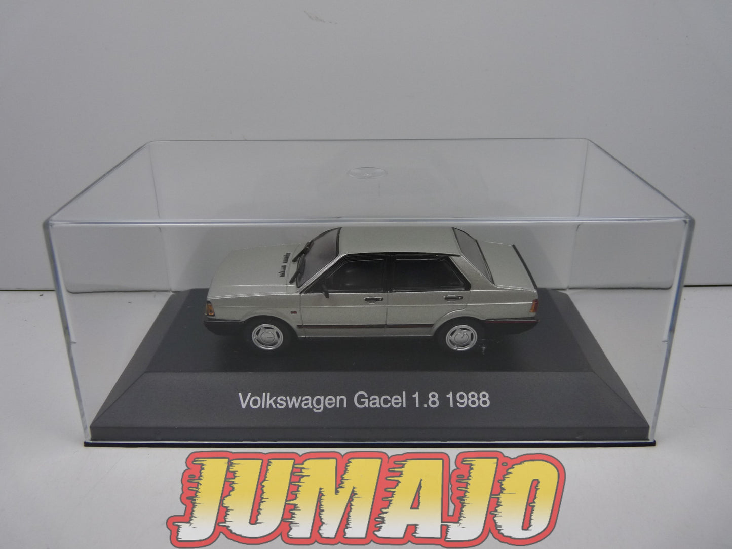 AQV25 Voiture 1/43 SALVAT Inolvidables 80/90 : VOLKSWAGEN Gacel 1.8 1988