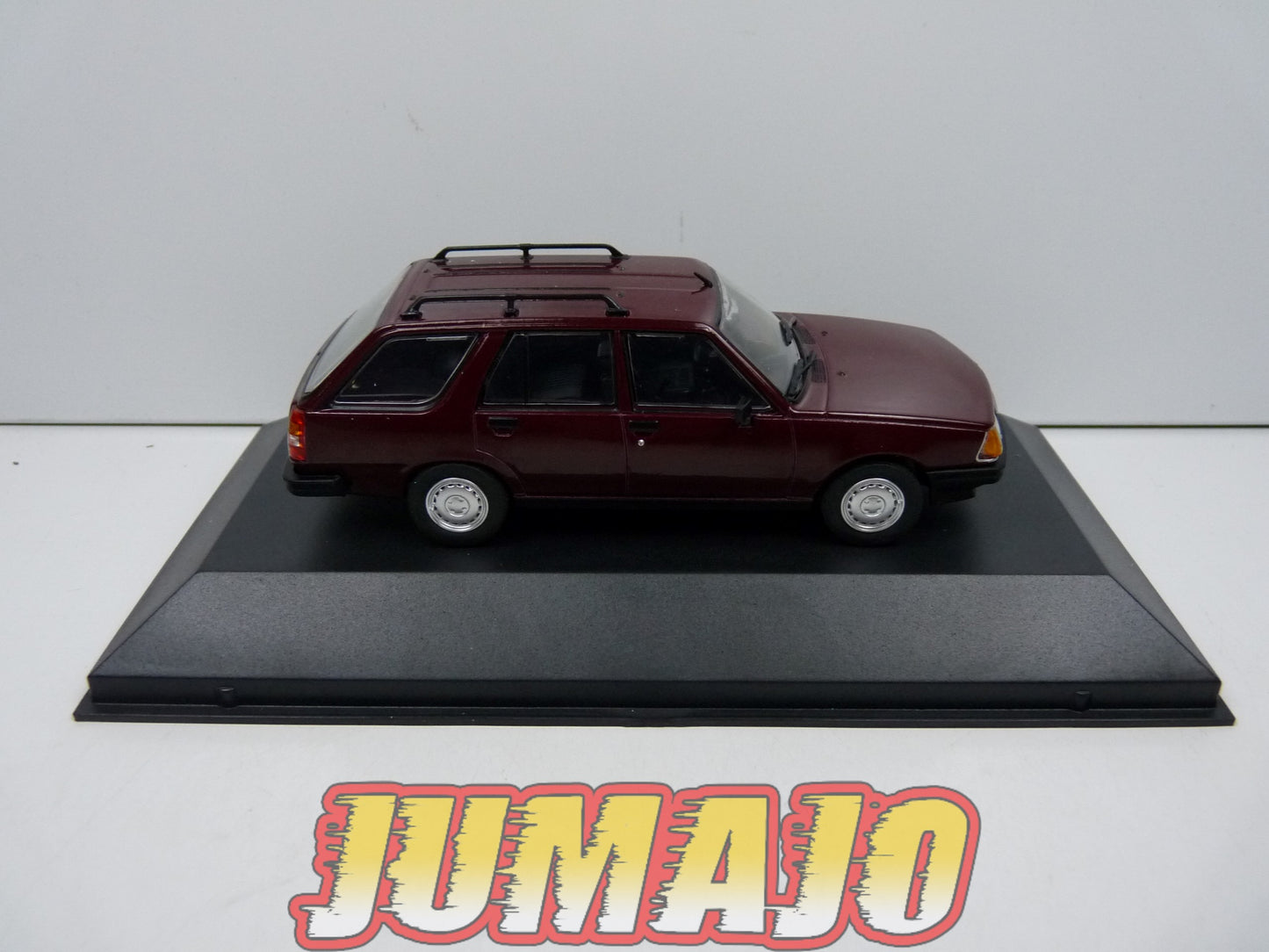 AQV27 Voiture 1/43 SALVAT Inolvidables 80/90 : RENAULT 18 TS Break 1992