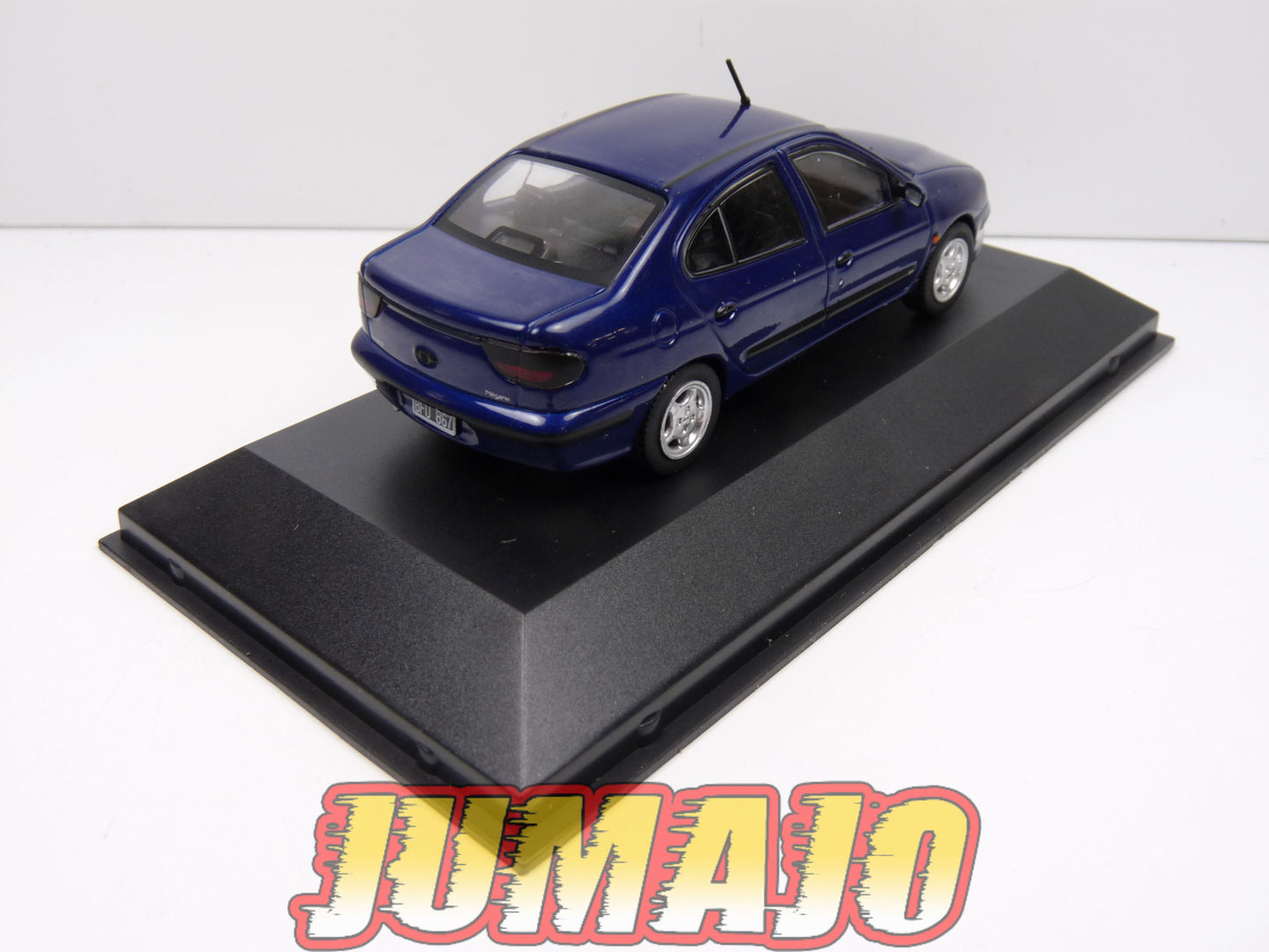 AQV58 Voiture 1/43 SALVAT Inolvidables 80/90 : RENAULT Megane RXE 1997