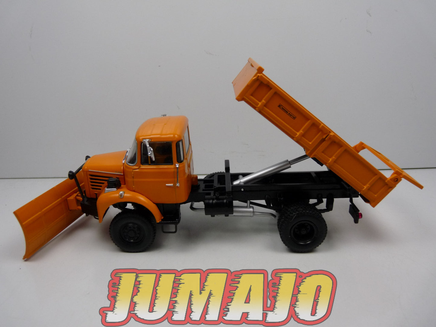 BER10 CAMIONS 1/43 Hachette IXO BERLIET L 646 M3 4x4 Chasse neige