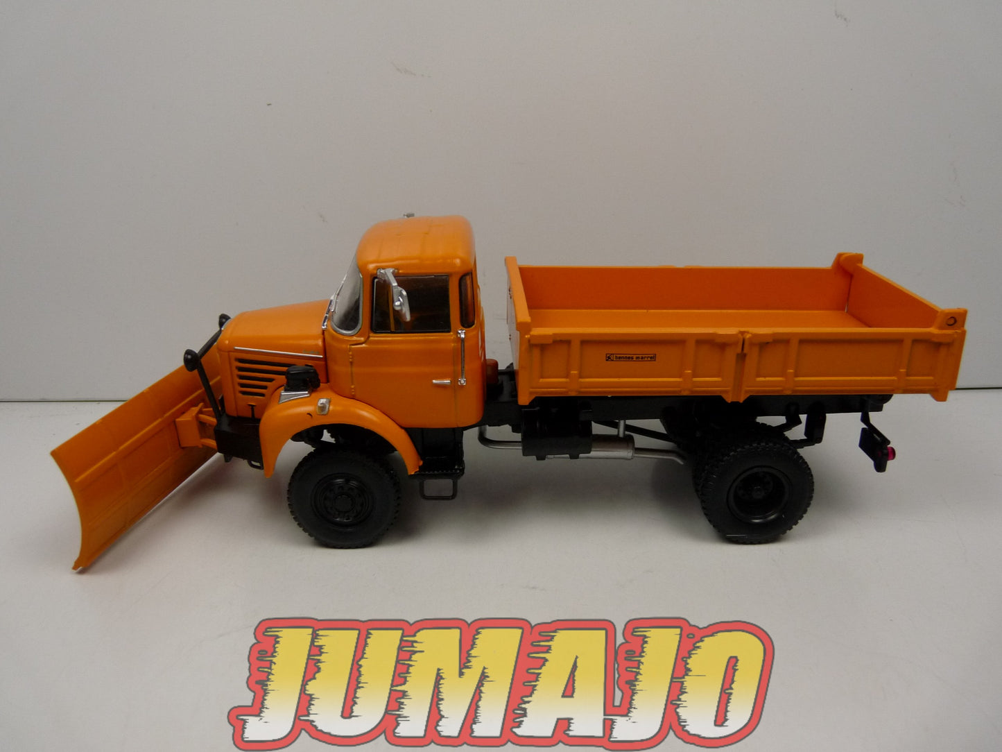 BER10 CAMIONS 1/43 Hachette IXO BERLIET L 646 M3 4x4 Chasse neige