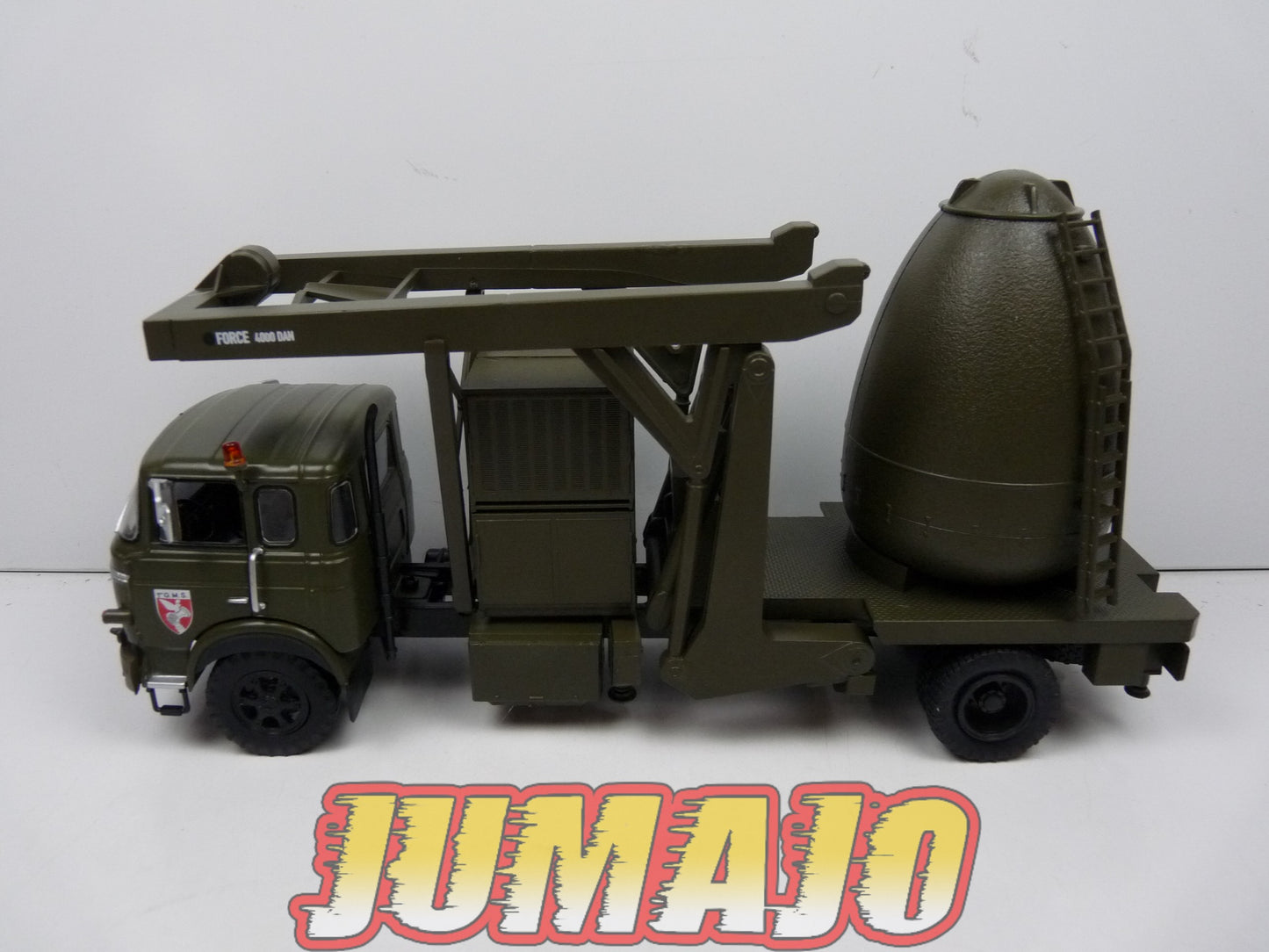 BER13 CAMIONS 1/43 Hachette IXO BERLIET VTC Transport Têtes Nucléaires Missilles S2