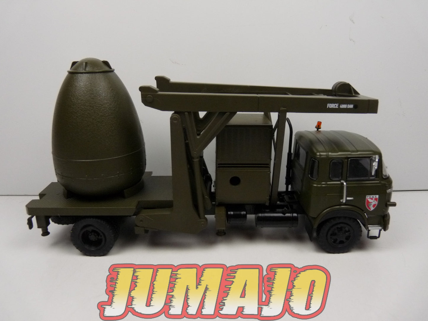 BER13 CAMIONS 1/43 Hachette IXO BERLIET VTC Transport Têtes Nucléaires Missilles S2