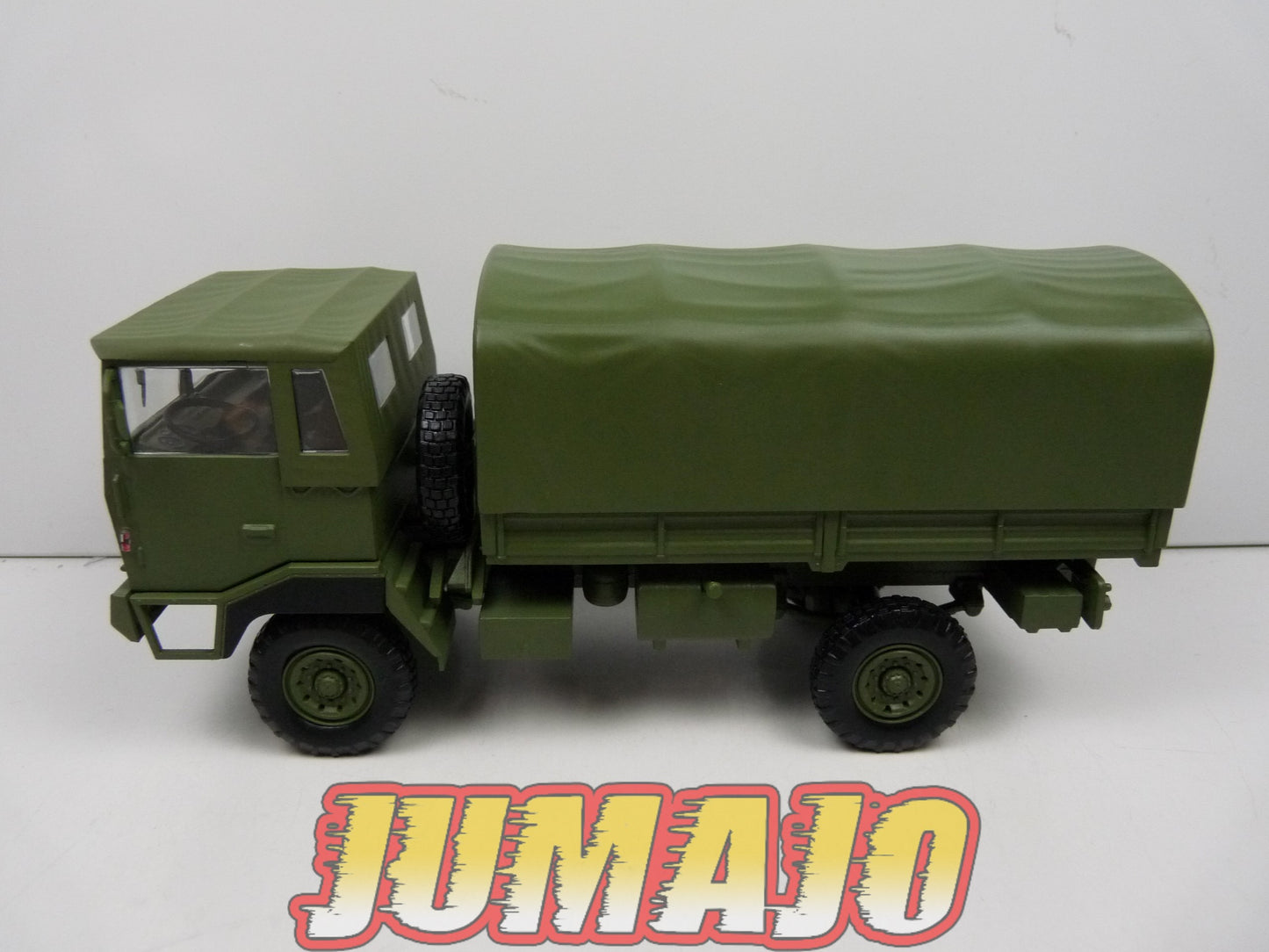 BER21 CAMIONS 1/43 Hachette IXO BERLIET GBD 4x4 Baché militaire