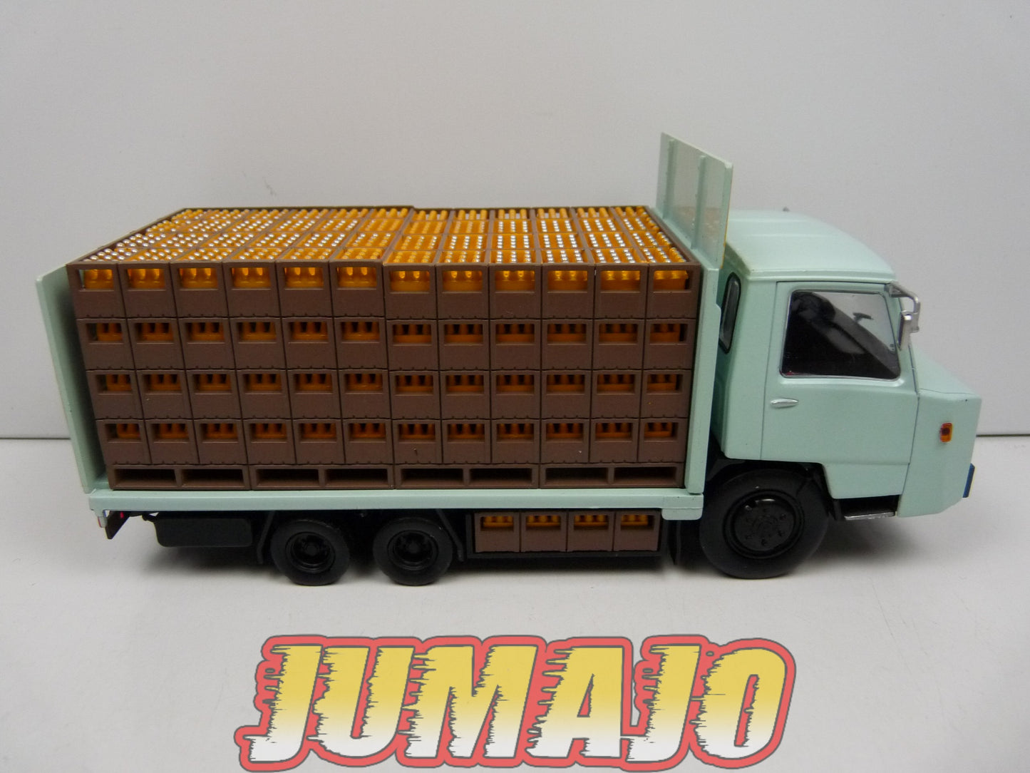 BER30 CAMIONS 1/43 Hachette IXO BERLIET Tekel Transport de Boissons 1966