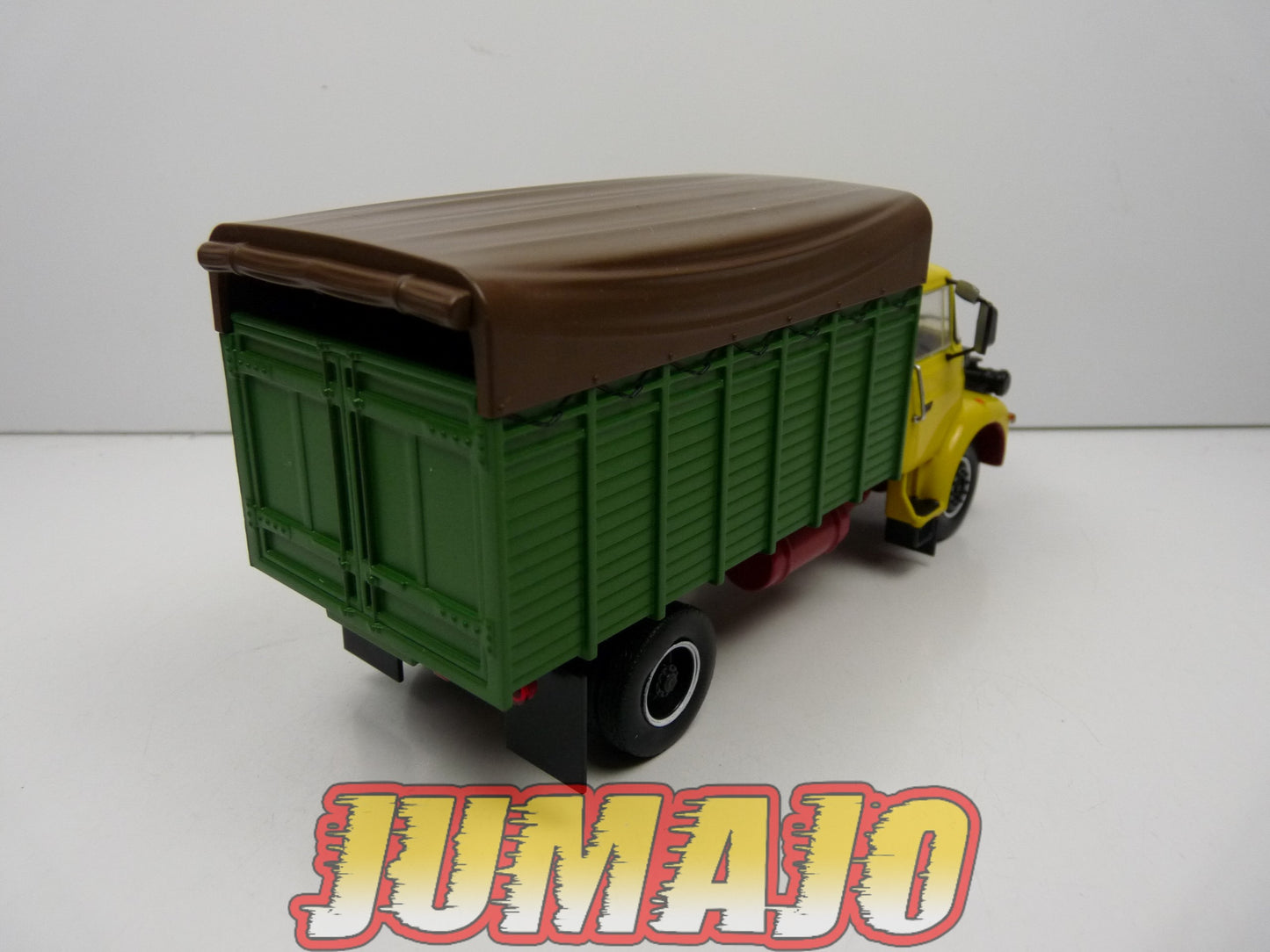 BER33 CAMIONS 1/43 Hachette IXO BERLIET GL900 5 Tonnes 1976
