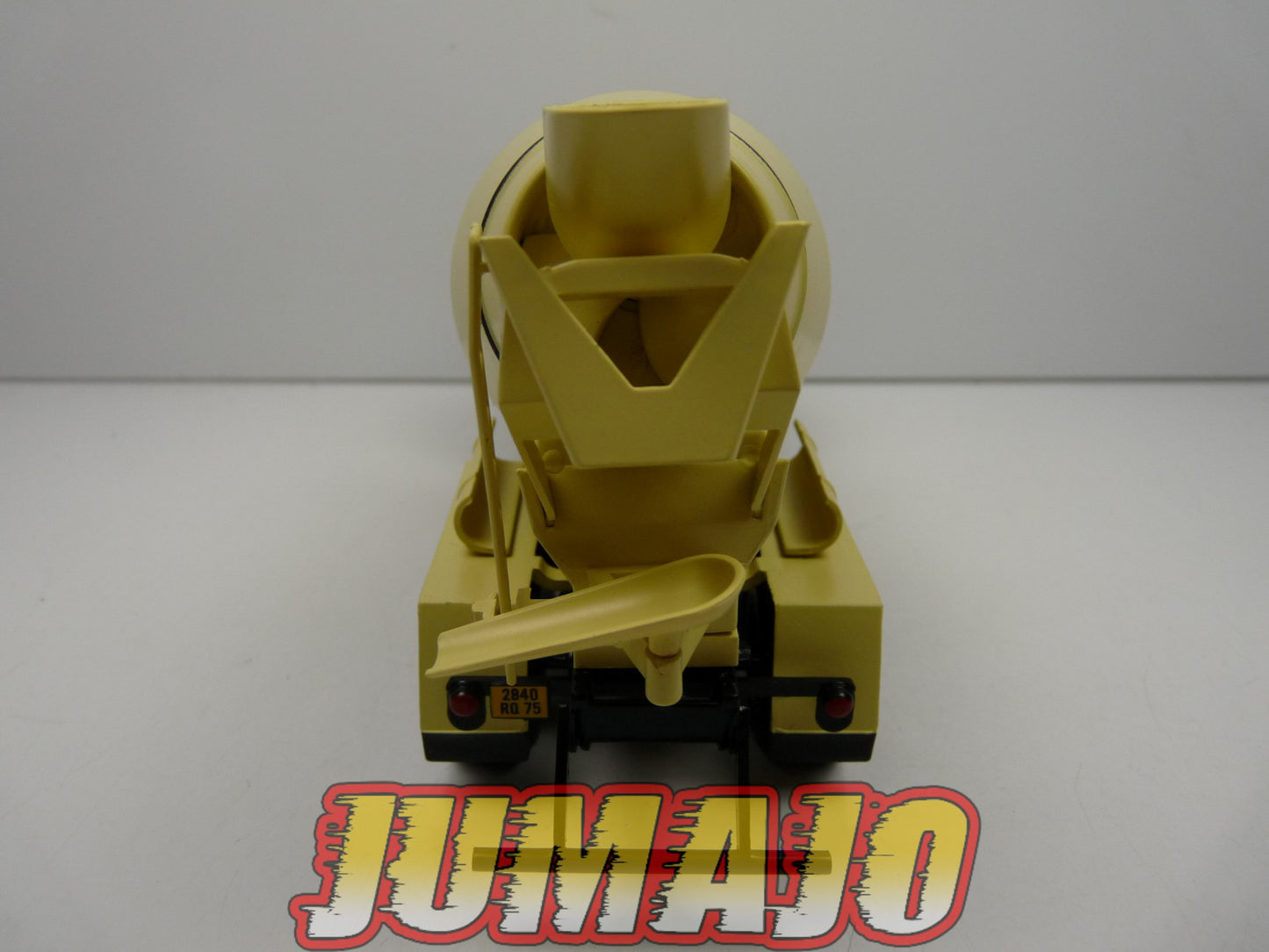 BER5 CAMIONS 1/43 Hachette IXO BERLIET Malaxeur PMH 12 Béton de Paris