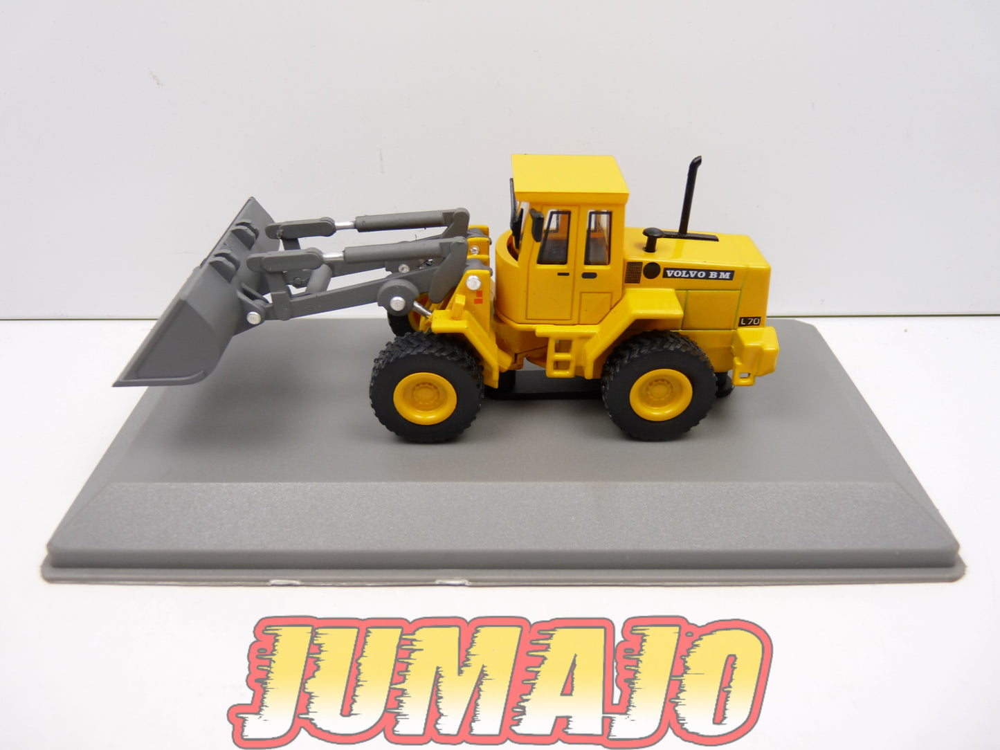 BTP55 VEHICULE DE CHANTIER 1/72 Hachette : VOLVO BM L70 chargeur