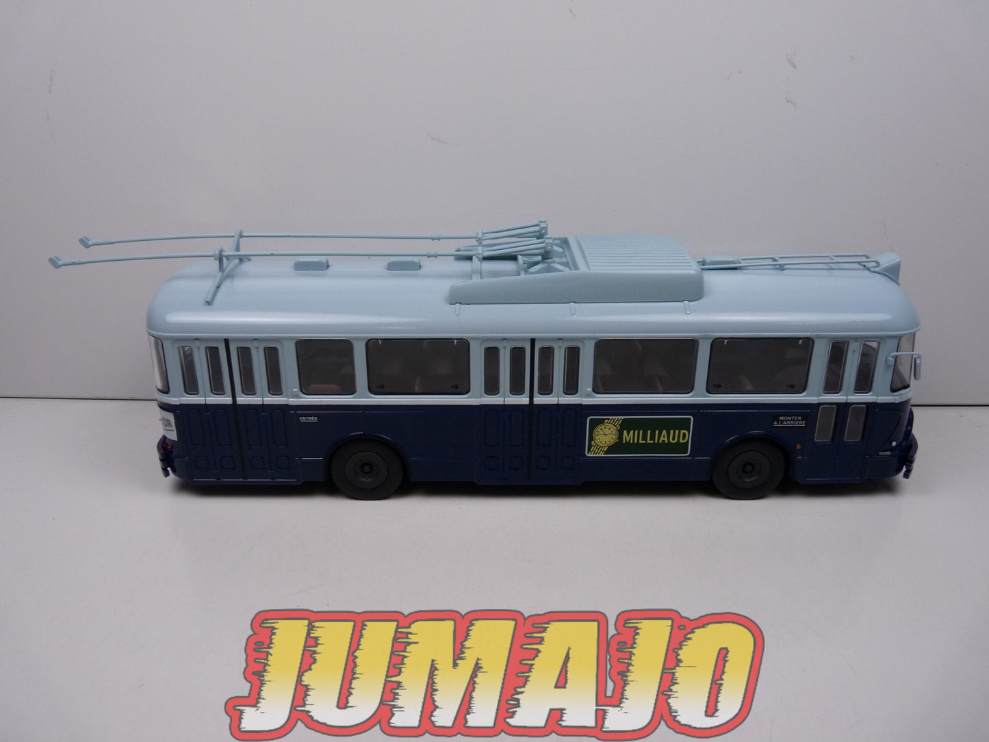 BUS102 Bus 1/43 IXO Hachette IXO Cadeau : TROLLEY
