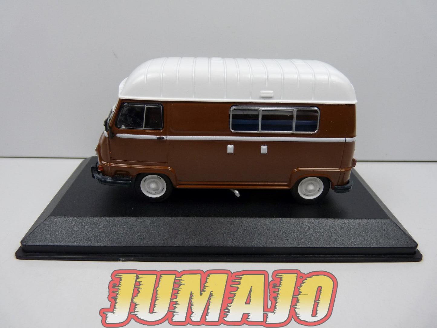 CCE9 1/43 camping cars hachettes IXO : Renault estafette studio car star 1975