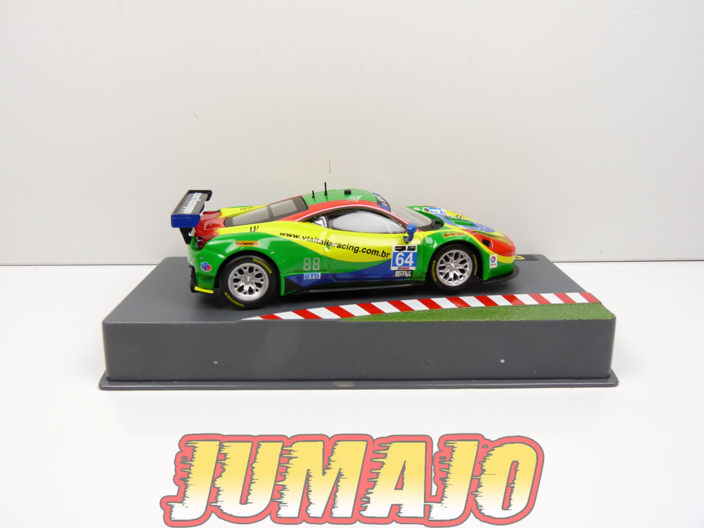 CF8 voiture 1/43 HACHETTES IXO FERRARI sport : 458 Italia GT3 24h Daytona 2015 #64