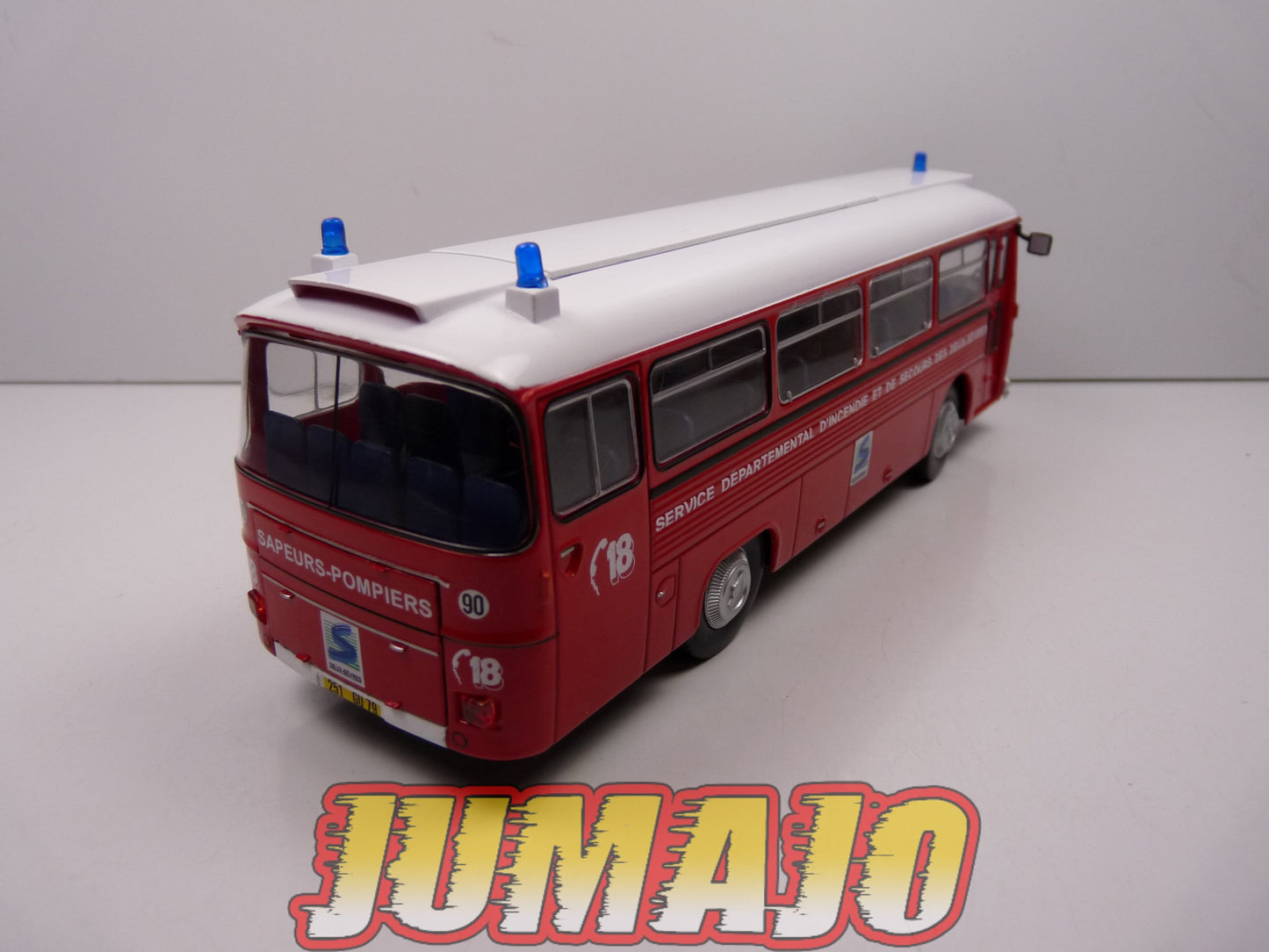 CP19 POMPIERS 1/43 altaya IXO Autocar Saviem SC5P