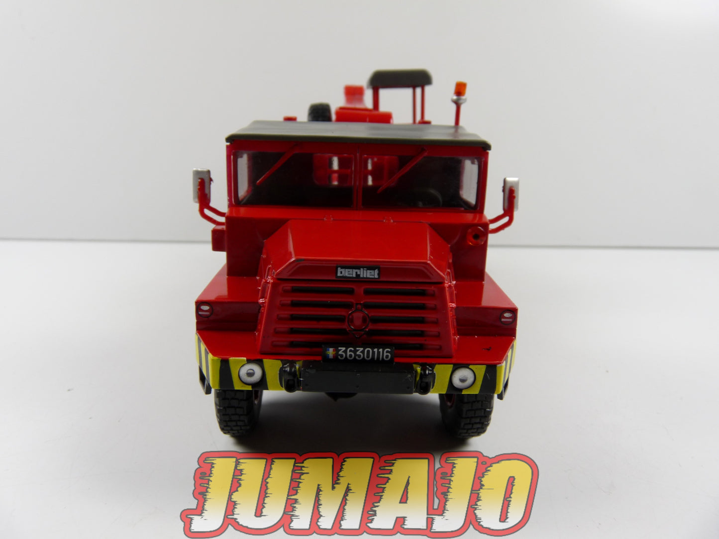 CPF120 Camion 1/43 Hachette IXO Pompiers : BERLIET GBC centre essai des landes