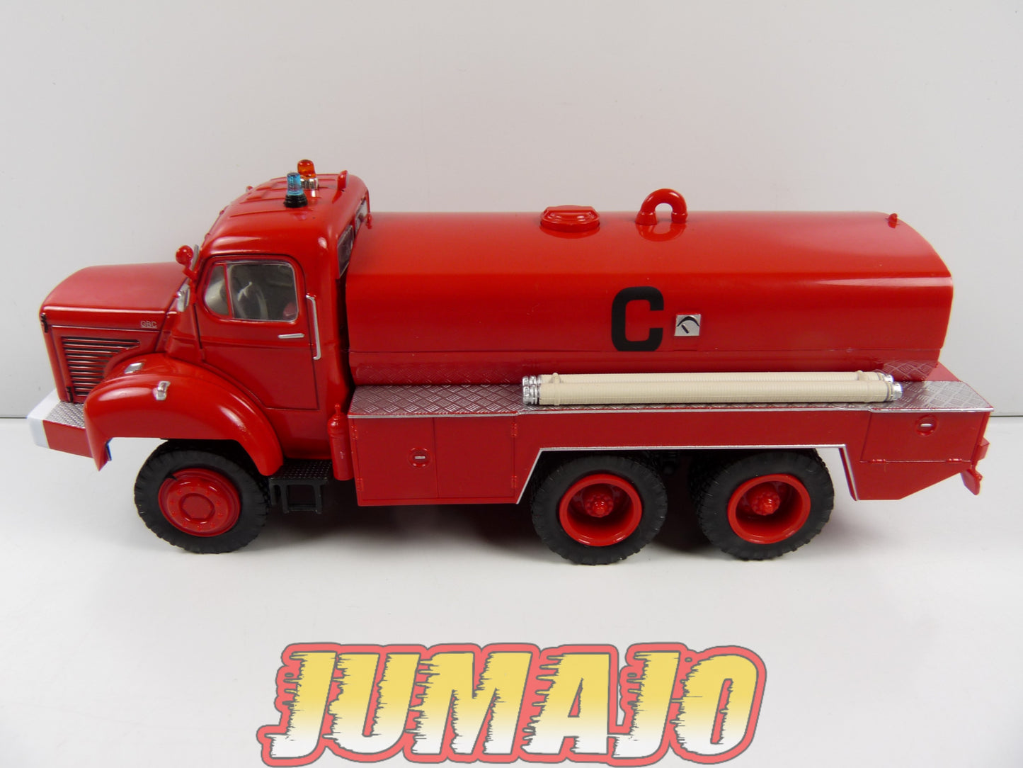 CPF123 Camion 1/43 Hachette IXO Pompiers : BERLIET GBC 34 citerne aeroport de toulouse