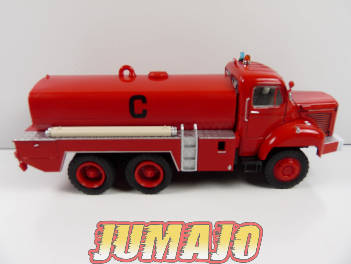 CPF123 Camion 1/43 Hachette IXO Pompiers : BERLIET GBC 34 citerne aeroport de toulouse