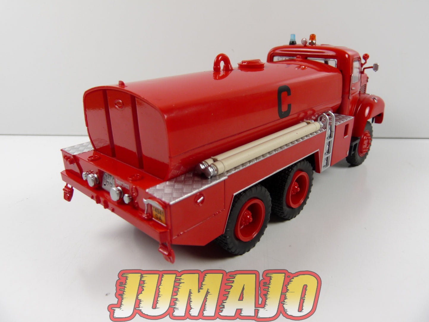 CPF123 Camion 1/43 Hachette IXO Pompiers : BERLIET GBC 34 citerne aeroport de toulouse