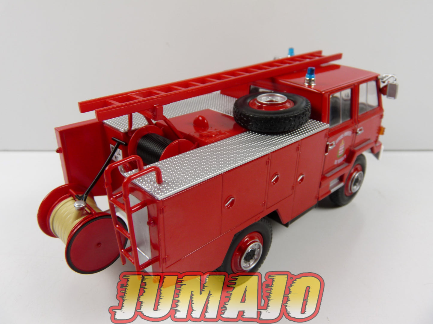 CPF128 Camion 1/43 Hachette IXO Pompiers : BERLIET FF Fourgon-pompe Camiva 4x4 monaco