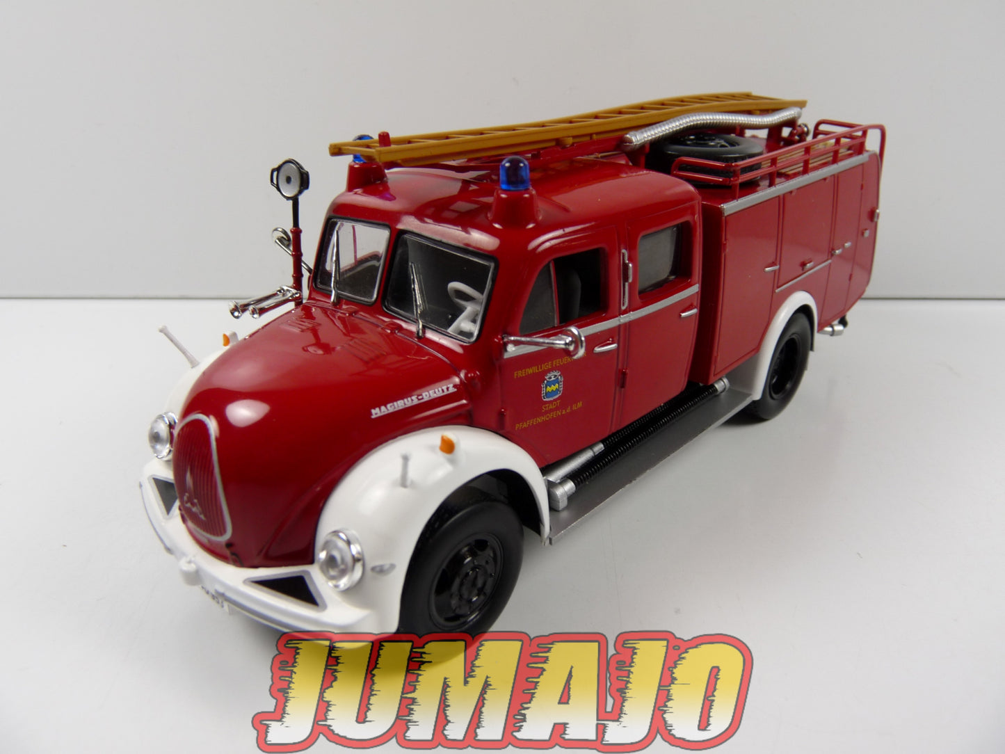 CPF2 Camion 1/43 Hachette IXO Pompiers : MAGIRUS-DEUTZ Mercur Tanklöschfahrzeug 15