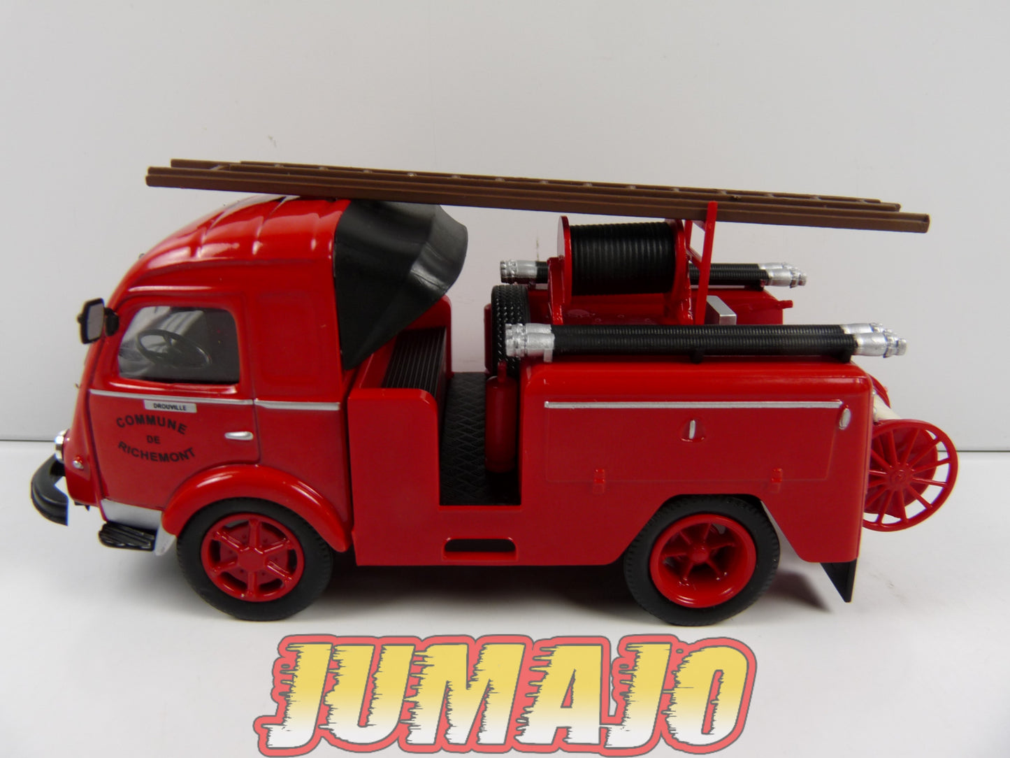 CPF84 Camion 1/43 Hachette IXO Pompiers : RENAULT Galion Premier secours léger Drouville