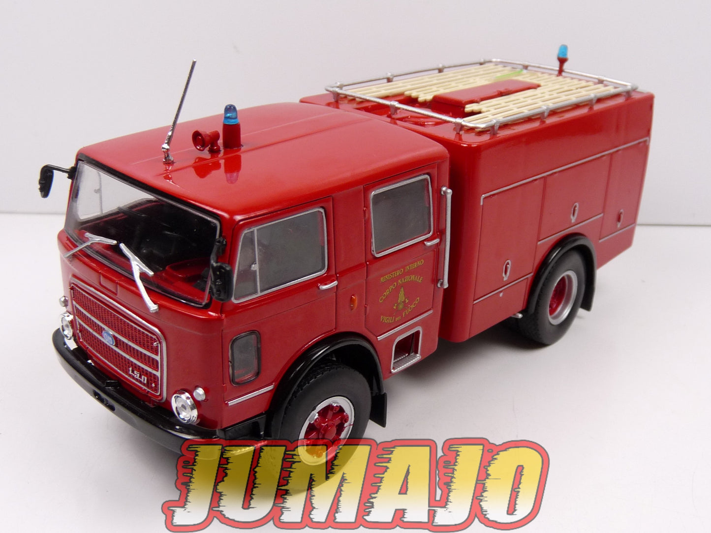 CPI1,2,3,4 LOT 4 camions POMPIER 1/43 Hachettes OM 150, Seagrave, Man, Iveco magirus