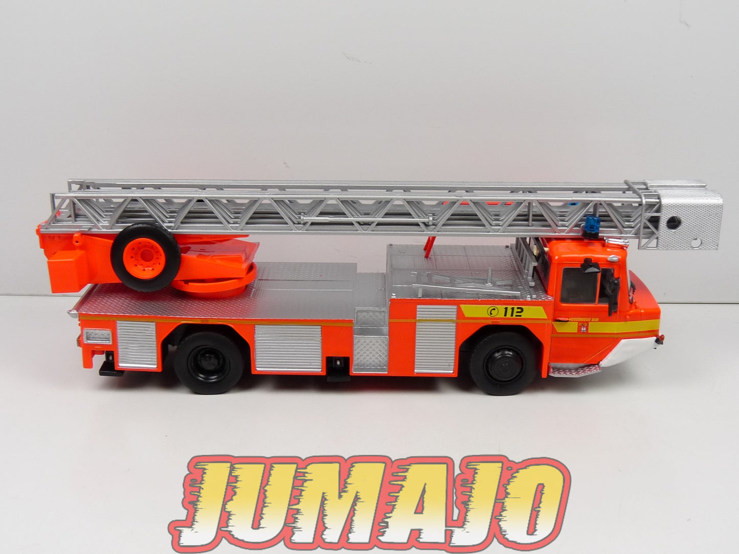 CPI1,2,3,4 LOT 4 camions POMPIER 1/43 Hachettes OM 150, Seagrave, Man, Iveco magirus