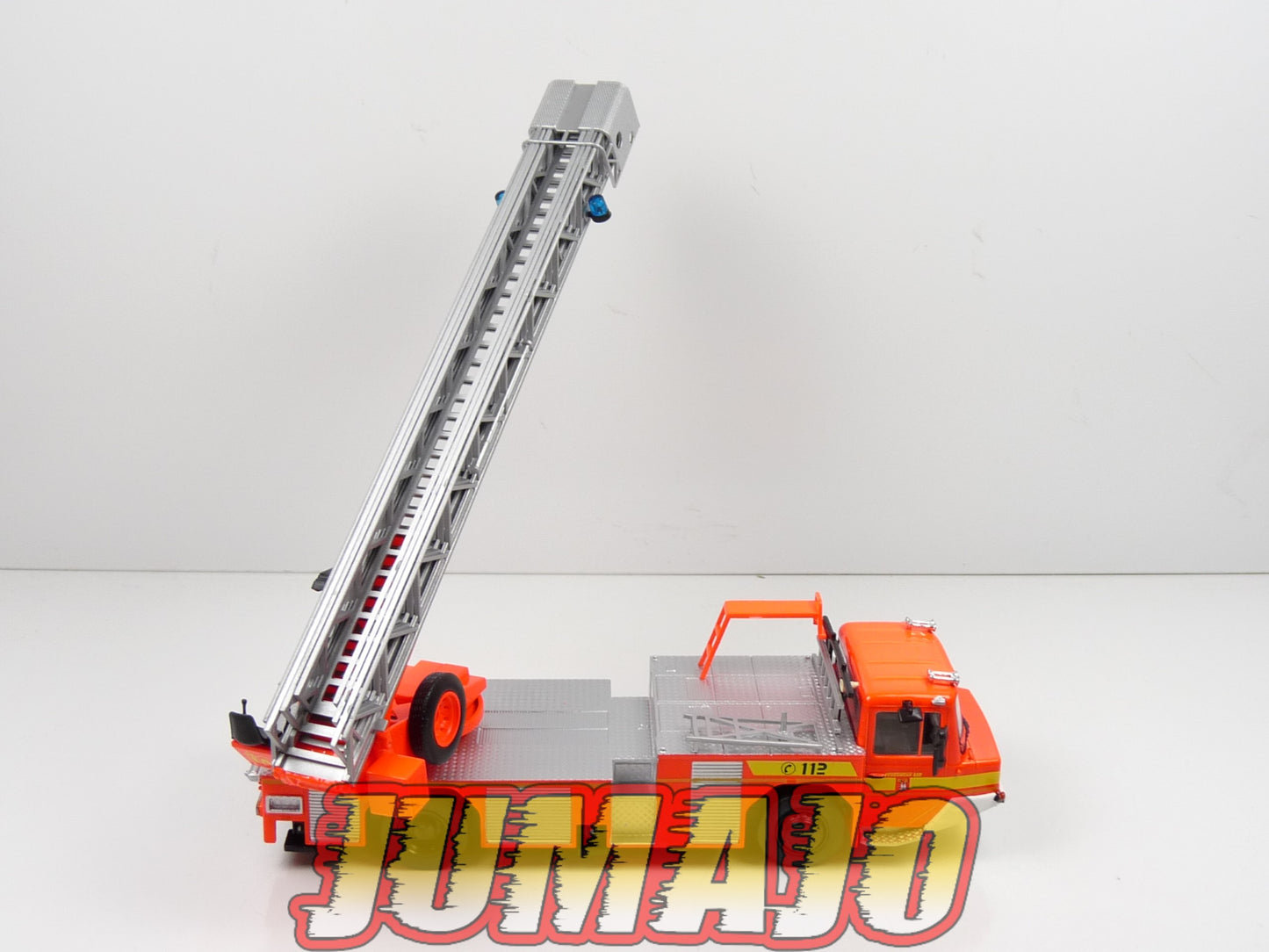 CPI1,2,3,4 LOT 4 camions POMPIER 1/43 Hachettes OM 150, Seagrave, Man, Iveco magirus