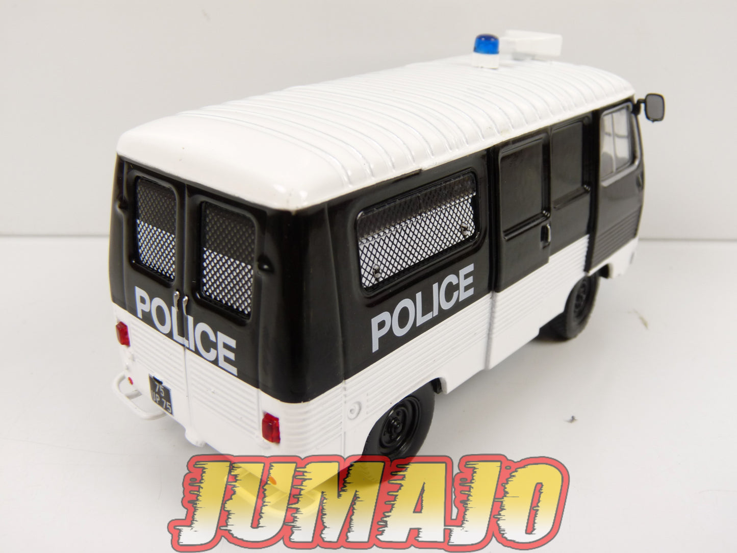 DIO14 Voiture + diorama 1/43 IXO : métiers de france Peugeot J7 Police commissariat