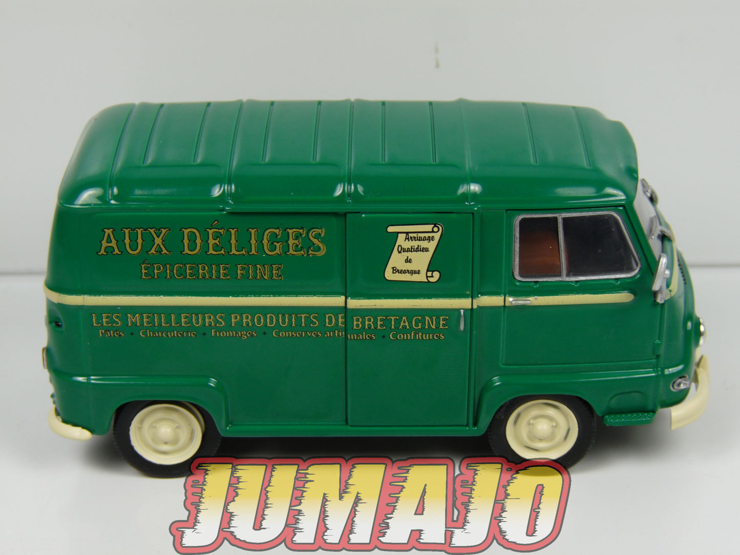 DIO6 Voiture + diorama 1/43 IXO : métiers de france Renault Estafette épicerie fine