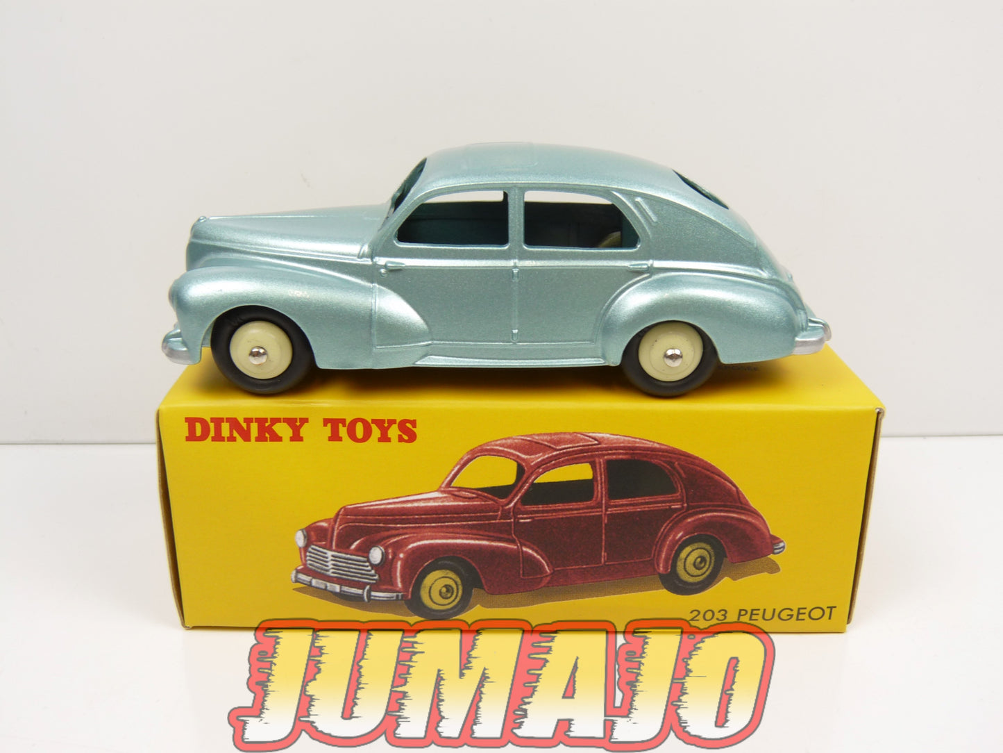 DT237 Voiture 1/43 réédition DINKY TOYS DeAgostini : PEUGEOT 203 24R