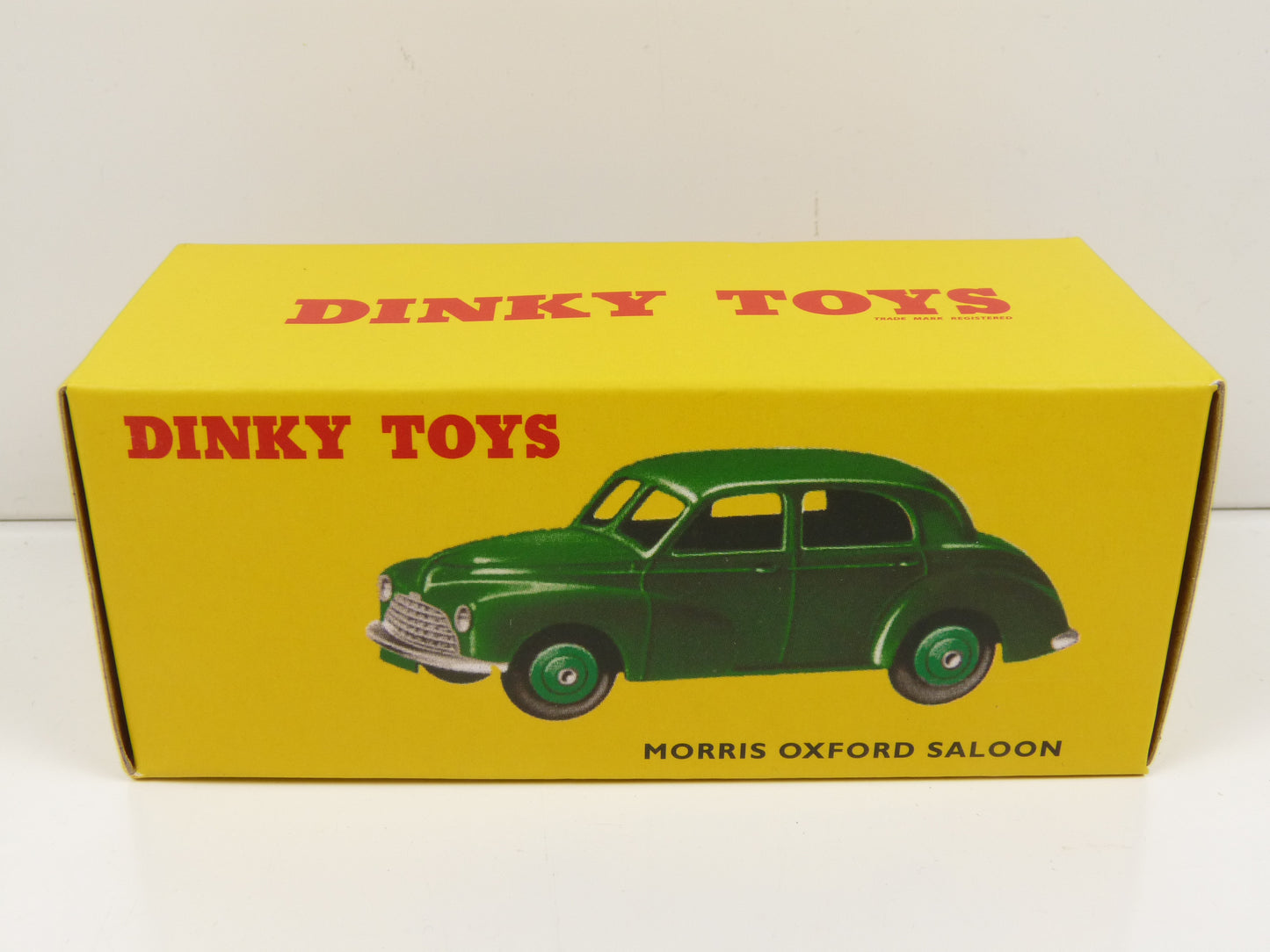 DT253 Voiture 1/43 réédition DINKY TOYS DeAgostini : MORRIS Oxford saloon 159