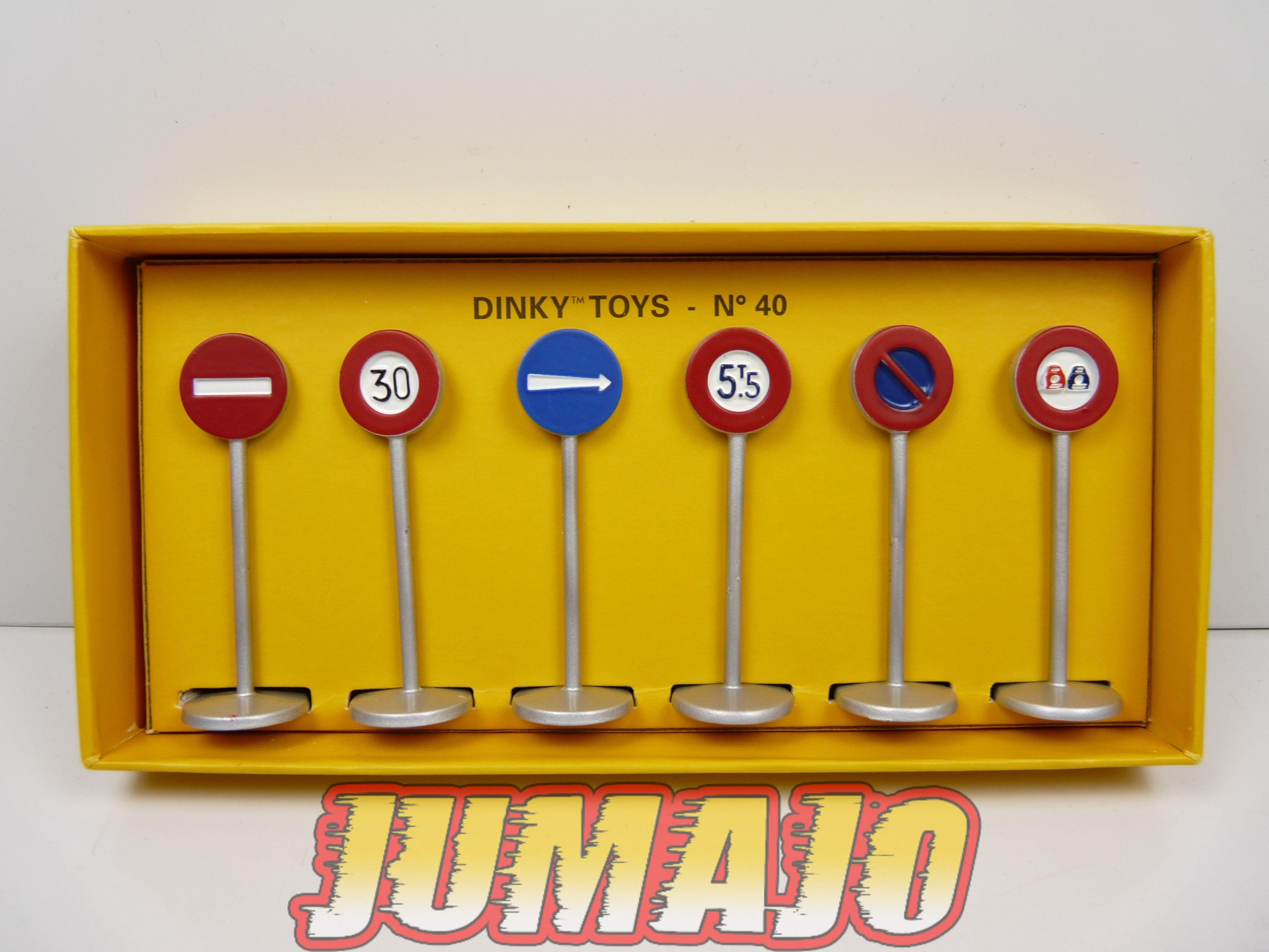 DT51 coffret réédition DINKY TOYS atlas : 6 panneaux de signalisation – Jumajo DT51 coffret réédition DINKY TOYS atlas : 6 panneaux de signalisation – Jumajo