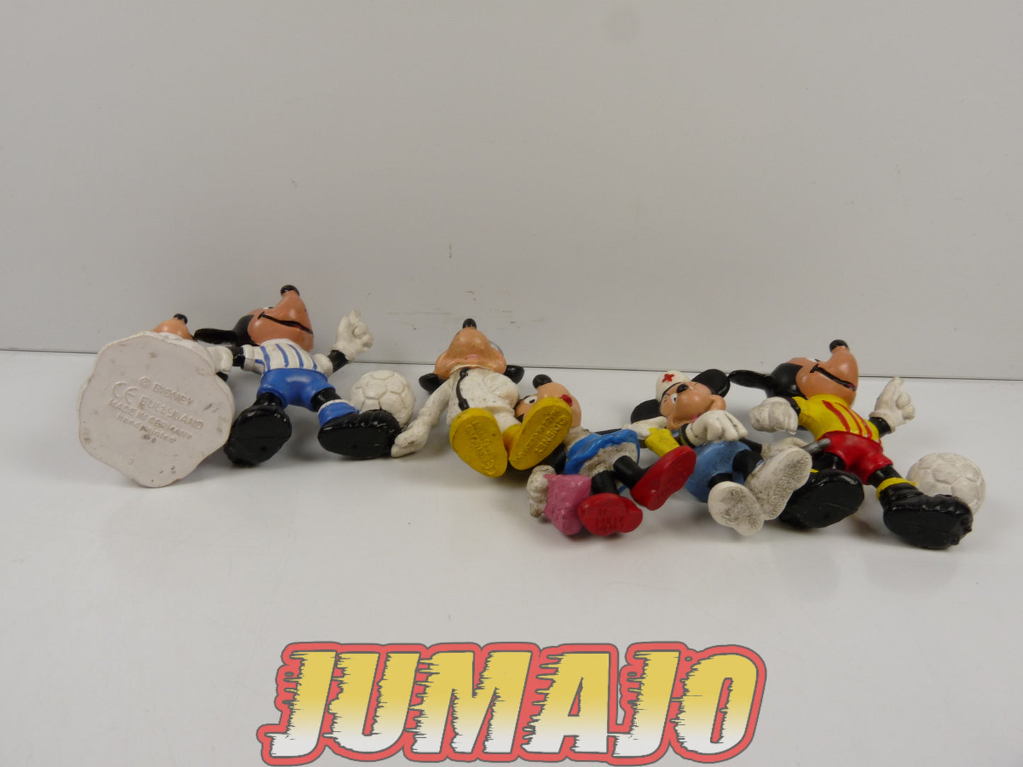 FIG33 lot 6 figurines PVC DISNEY COMICS SPAIN/BULLY 6cm : Mickey, docteur, football, Minnie