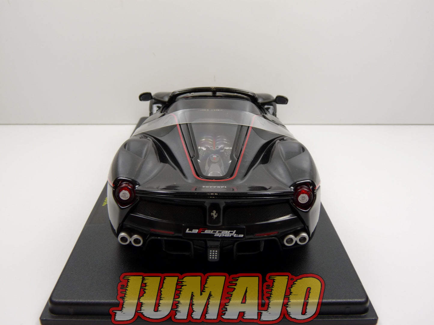 FVQ53 Voiture 1/24 BURAGO HACHETTE FERRARI GT : LaFerrari Aperta 2016 Noire
