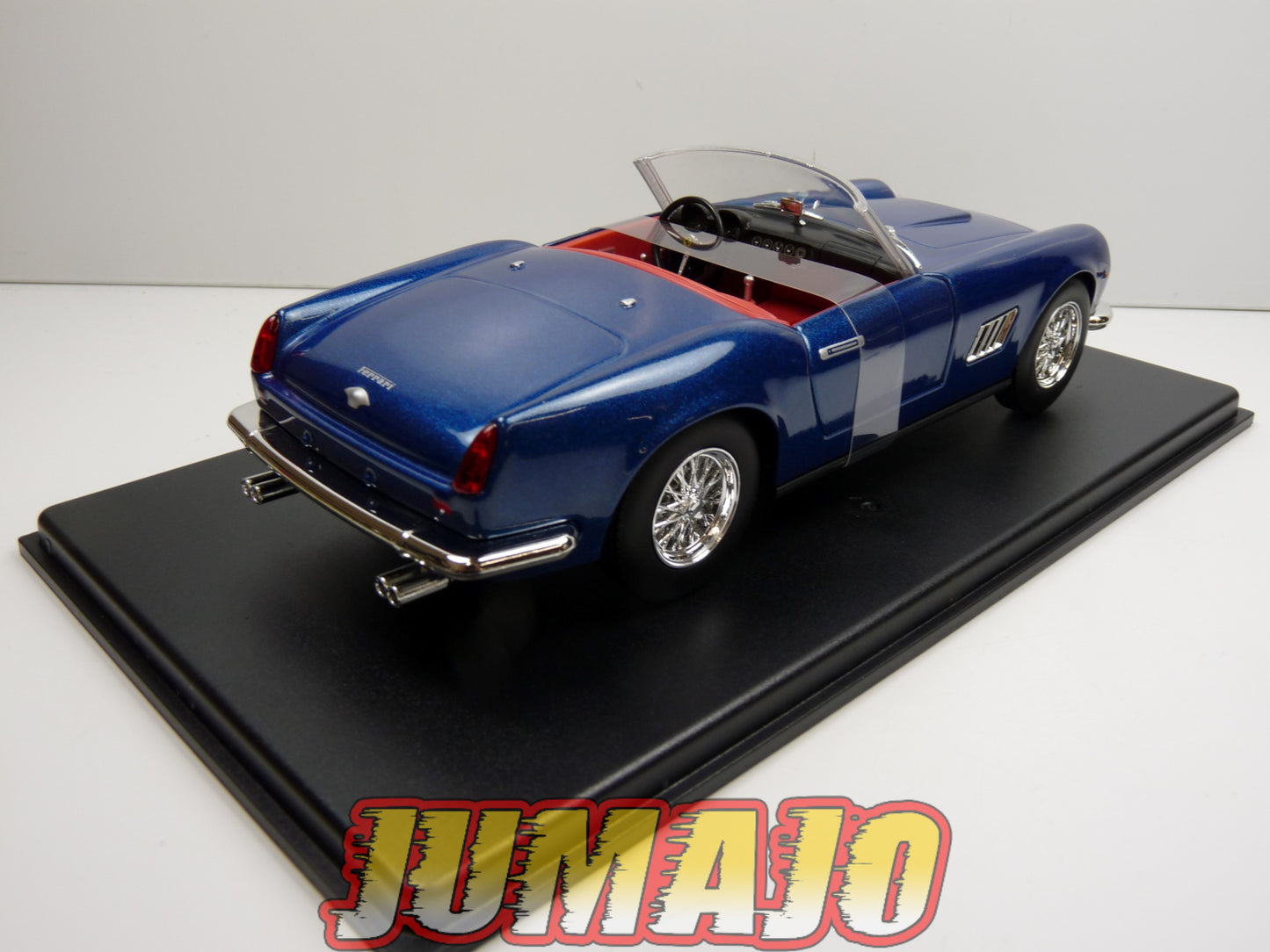 FVQ9 Voiture 1/24 BURAGO HACHETTE FERRARI GT : 250 California 1957 Bleue