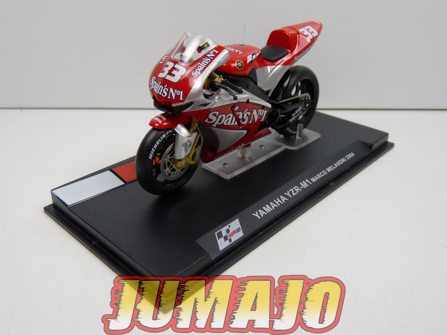 GP11 Moto GP 1/24 IXO : Yamaha YZR-M1 Marco Melandri 2004 #33