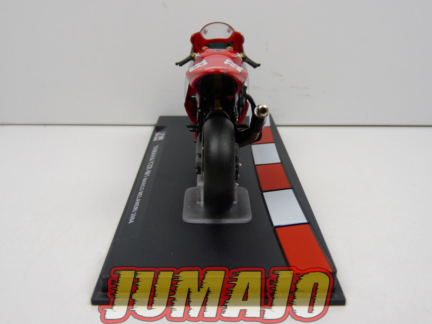 GP11 Moto GP 1/24 IXO : Yamaha YZR-M1 Marco Melandri 2004 #33