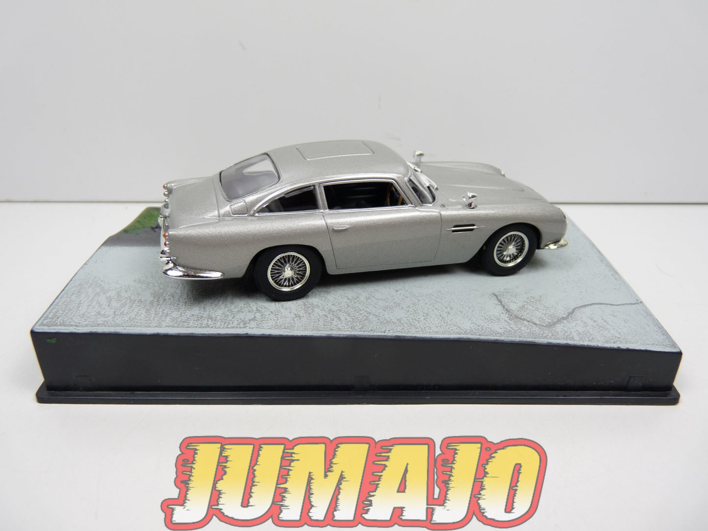 JB1 Voiture 1/43 IXO 007 JAMES BOND : ASTON MARTIN DB5 Goldfinger