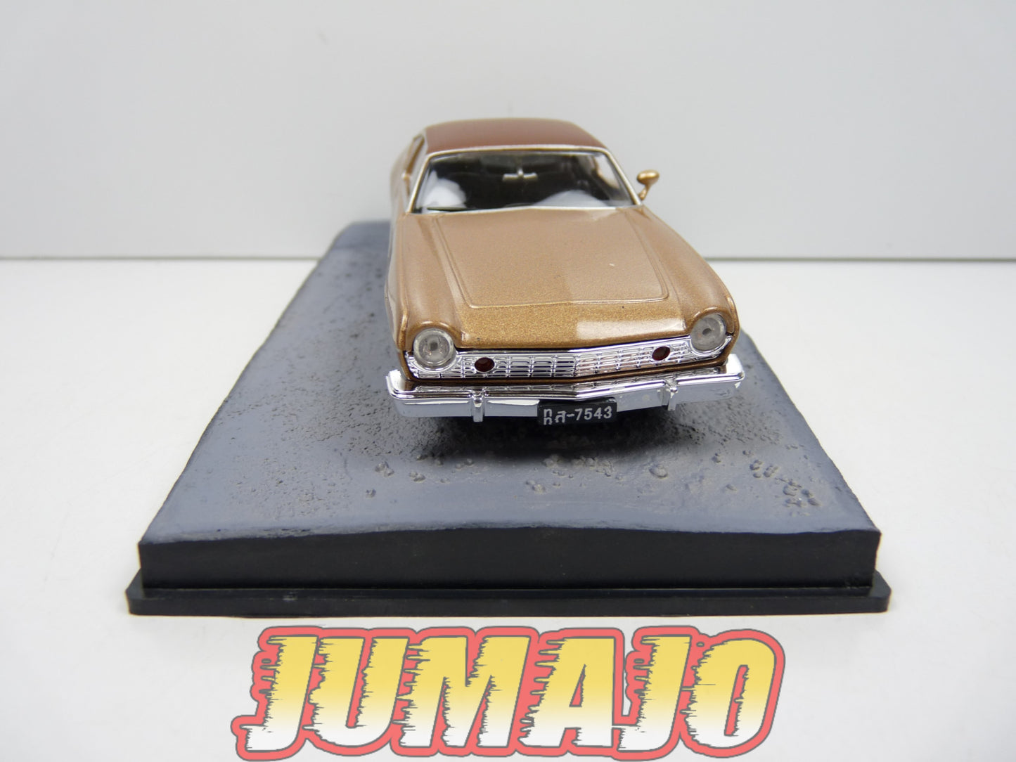 JB25 Voiture 1/43 IXO 007 JAMES BOND : AMC Matador coupe the man with the golden gun