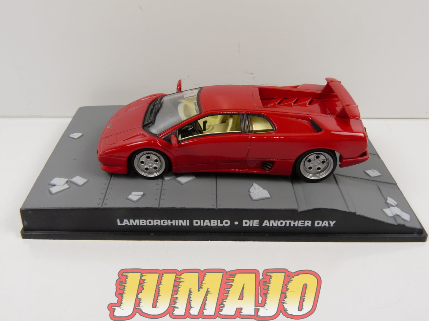 JB39 Voiture 1/43 IXO 007 JAMES BOND : LAMBORGHINI Diablo Die another day
